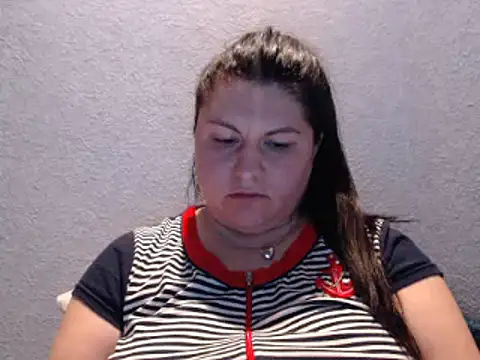 KiraSwee online show from 09.25.25