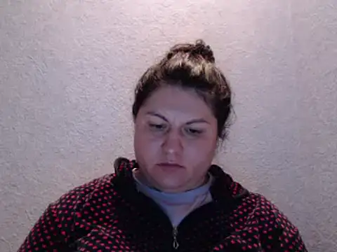 KiraSwee online show from 10.07.25