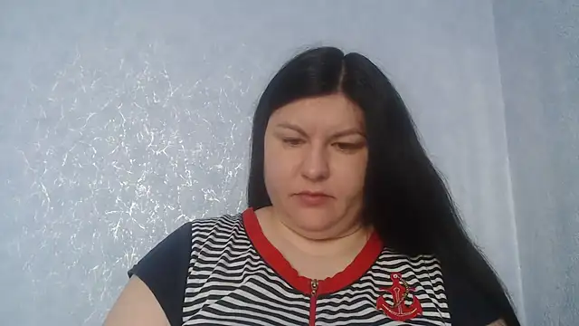 KiraSwee online show from 01.12.26