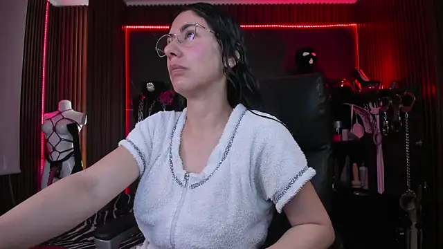 XiaQueen online show from 09.11.25