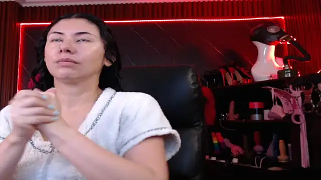 XiaQueen online show from 09.23.25