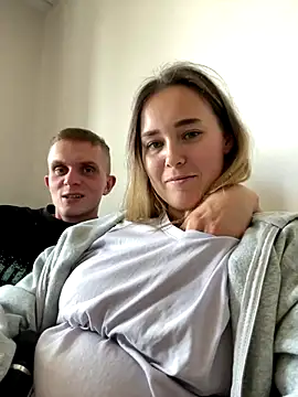 Snapshot of alisanikita chatting on 09.25.25 alisanikita online show from 09.25.25