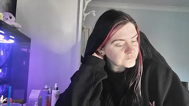 Snapshot of AureliaXOX chatting on 01.19.26 AureliaXOX online show from 01.19.26