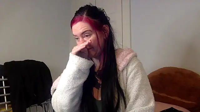 Snapshot of AureliaXOX chatting on 02.08.26 AureliaXOX online show from 02.08.26