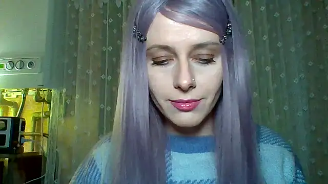 LuminousLady online show from 02.20.25