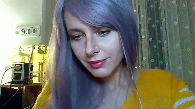 LuminousLady online show from 02.24.25