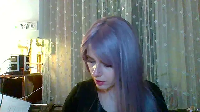 LuminousLady online show from 03.07.25