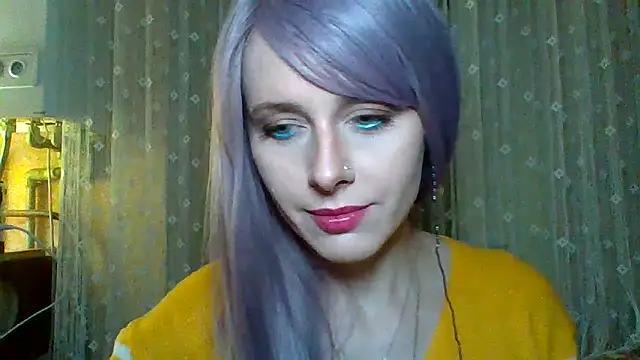 LuminousLady online show from 03.07.25