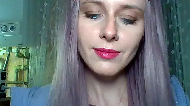 LuminousLady online show from 03.09.25