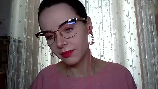 LuminousLady online show from 09.13.25