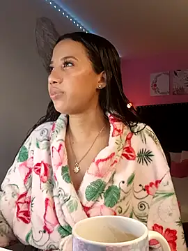 SallyWhitee online show from 03.26.26