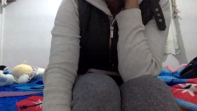 sharonlopez9611 online show from 12.21.25