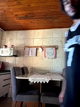 Snapshot of Mineirinho043 chatting on 12.19.25 Mineirinho043 online show from 12.19.25