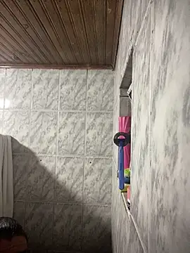 Snapshot of Mineirinho043 chatting on 02.18.26 Mineirinho043 online show from 02.18.26