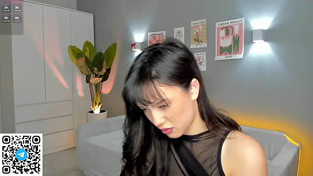 Snapshot of RikoAsada chatting on 09.24.25 RikoAsada online show from 09.24.25