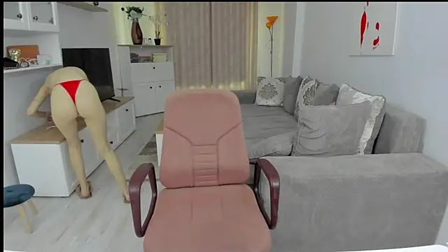 Celine Roxelle online show from 03.21.25