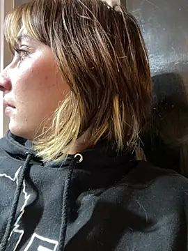 Maggie Geller online show from 03.08.25