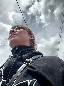 Maggie Geller online show from 11.24.25