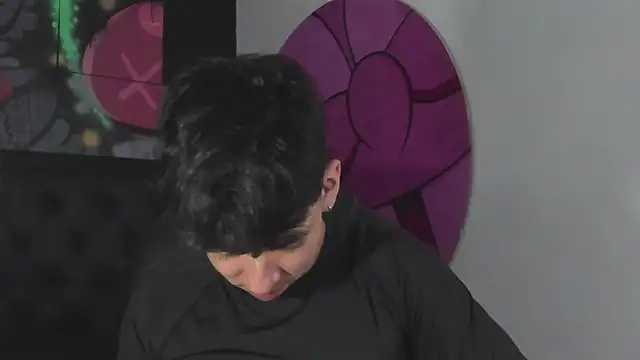 ISAAC CRYSTON online show from 09.10.25