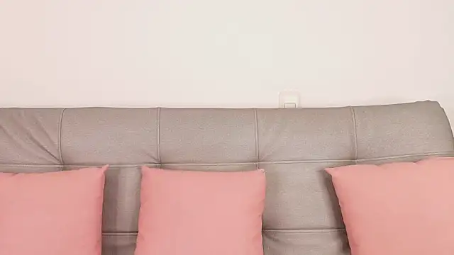 MarianaGiiiL online show from 04.10.26