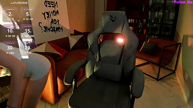 KiraMontoya online show from 10.18.25