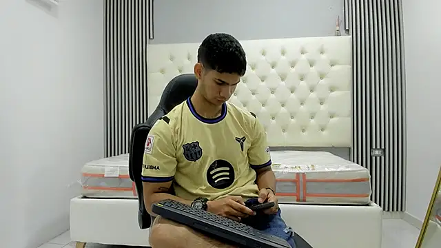 ANDRES STUD online show from 03.23.26