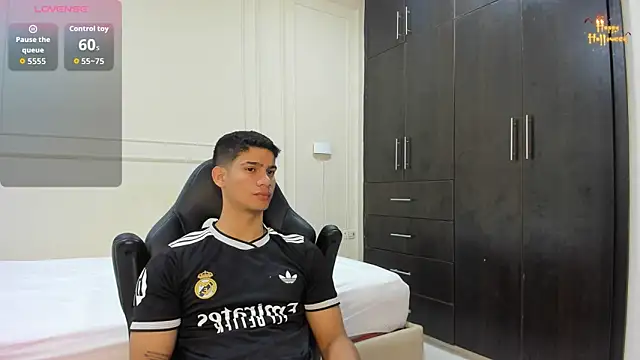 ANDRES STUD online show from 04.13.26