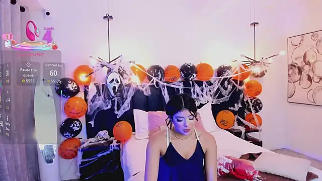 nattashaa7 online show from 10.31.25