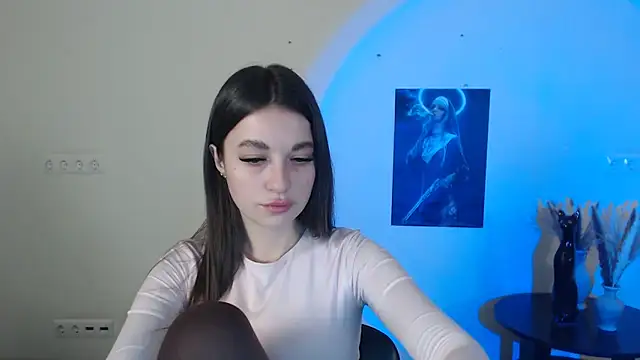 Snapshot of Eva_Eldis chatting on 03.17.25 Eva Eldis online show from 03.17.25