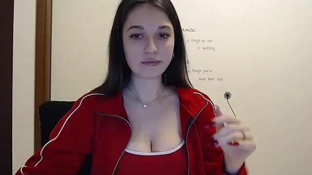 Snapshot of Eva_Eldis chatting on 11.04.25 Eva Eldis online show from 11.04.25