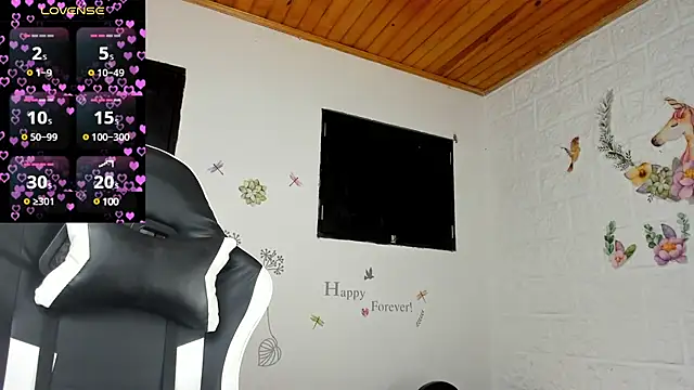 alisson hoffman05 online show from 02.14.25