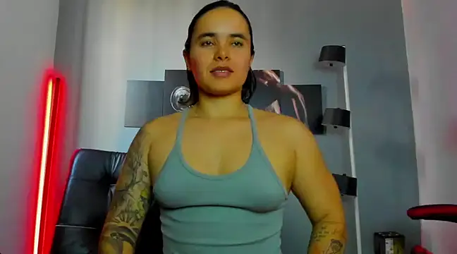 karlyjons12 online show from 02.20.25