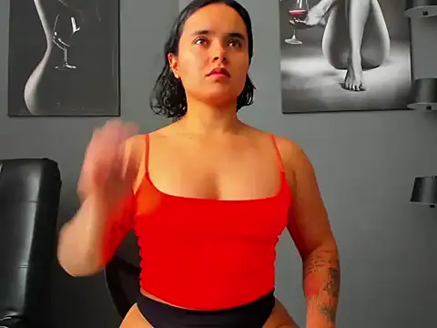 Snapshot of karlyjons12 chatting on 02.21.26 karlyjons12 online show from 02.21.26