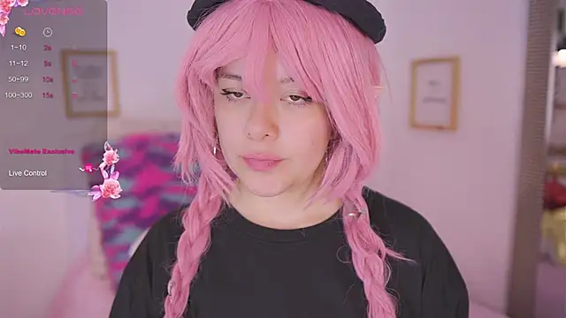 Snapshot of Neekito_ chatting on 11.22.25 Neekito online show from 11.22.25