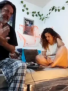 jeans and emma online show from 10.16.25