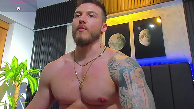 Snapshot of David_blake_ chatting on 02.22.25 David blake online show from 02.22.25