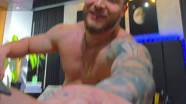 Snapshot of David_blake_ chatting on 02.25.25 David blake online show from 02.25.25