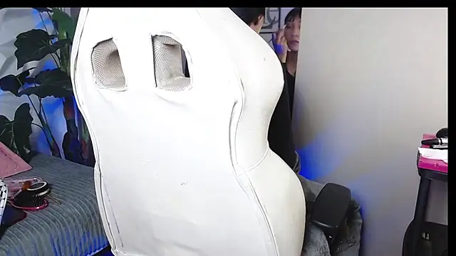 Snapshot of Miaa_Lee7 chatting on 10.16.25 Miaa Lee7 online show from 10.16.25