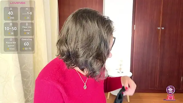 Snapshot of sophia_dumont chatting on 03.15.25 sophia dumont online show from 03.15.25