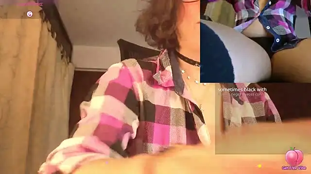 Snapshot of sophia_dumont chatting on 09.23.25 sophia dumont online show from 09.23.25