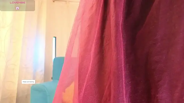 Snapshot of sophia_dumont chatting on 10.22.25 sophia dumont online show from 10.22.25