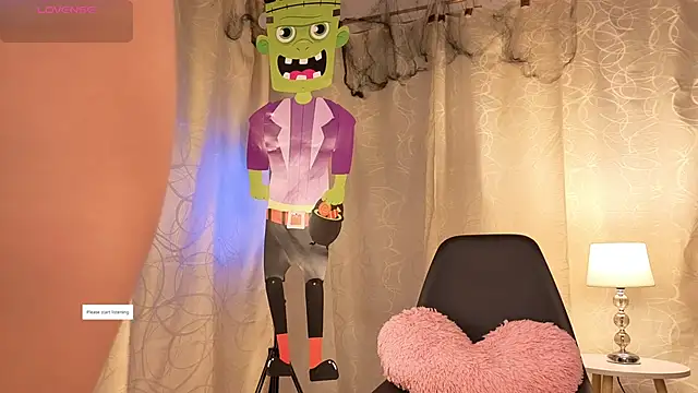 Snapshot of sophia_dumont chatting on 10.30.25 sophia dumont online show from 10.30.25