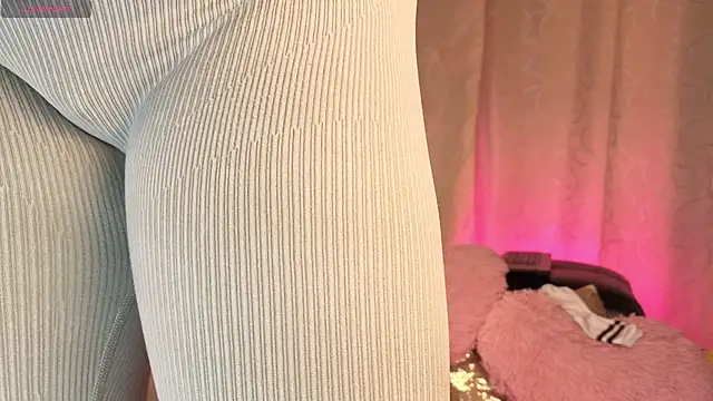 sophia dumont online show from 02.25.26