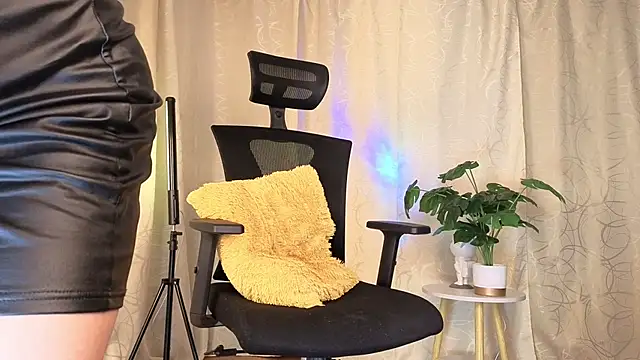Snapshot of sophia_dumont chatting on 06.02.26 sophia dumont online show from 06.02.26