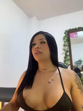 Snapshot of tinalove7 chatting on 10.22.25 tinalove7 online show from 10.22.25