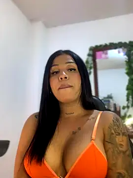 Snapshot of tinalove7 chatting on 11.15.25 tinalove7 online show from 11.15.25