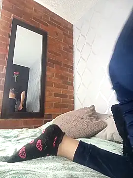 CuteHarper online show from 03.13.25