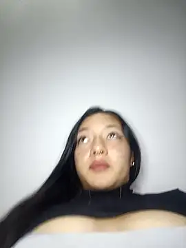 CuteHarper online show from 03.18.25