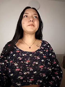 CuteHarper online show from 10.21.25