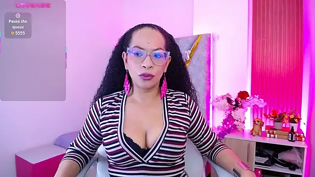 Cintiia Holmes online show from 01.14.26